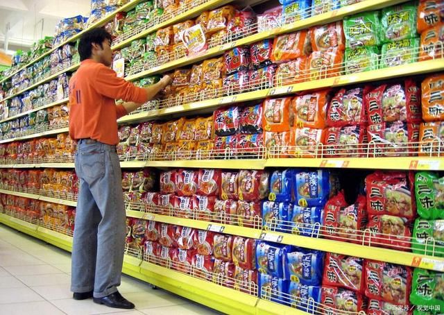 方便食品進(jìn)入熱銷(xiāo)時(shí)期，供不應(yīng)求狀況持續(xù)